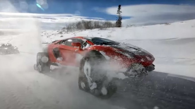 Qor avtomobili porno Qor avtomobili porno