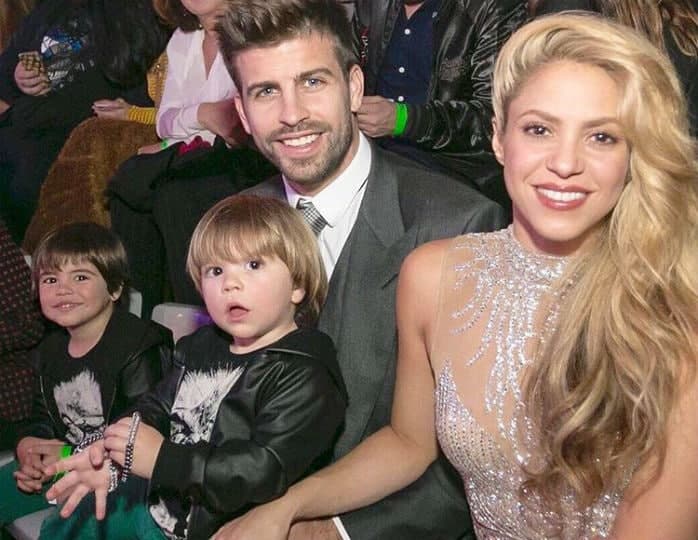 Xonanda Shakira bilan jinsiy aloqa