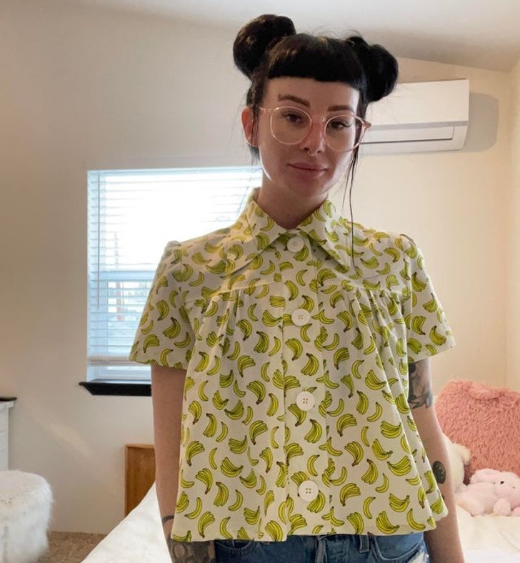 Qizlarning oyoqlarining uy qurilishi fotosuratlari Qizlarning oyoqlarining uy qurilishi fotosuratlari