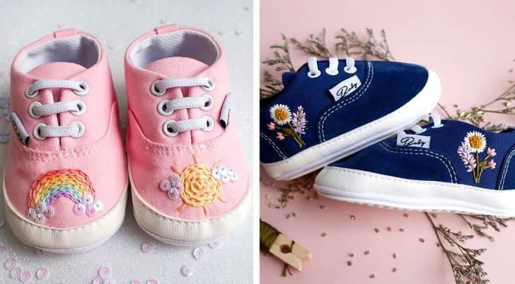 Qisqa yubkalarda pantiessiz qizlar