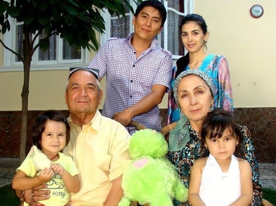 Monster jinsiy videolar Avirika toliq jinsiy aloqa