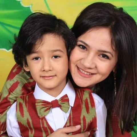 Men semiz ayol bilan jinsiy aloqa qilishni xohlayman Oqituvchi sikiklari busty talaba