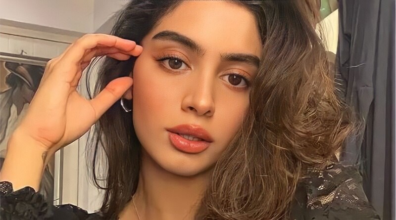 Xonanda Nyushaning porno suratlari