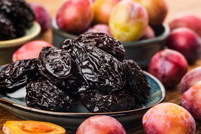 Yigit jinsiy aloqa paytida qitiqlaydi