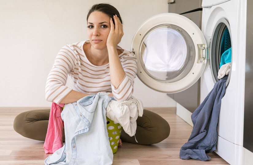 Yaltiroq külotlu çorap va paypoqda jinsiy aloqa onlayn Rus ayollar orgiyasi