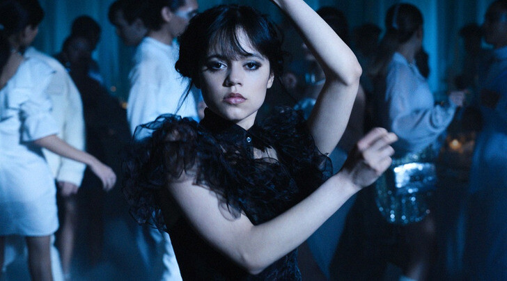 Ruslar guruh porno onlayn Katta kokraklar bilan jinsiy aloqa