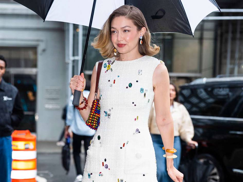 Semiz eshakdan sperma dengizi oqib chiqadi